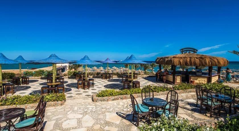 Nubia Aqua Beach